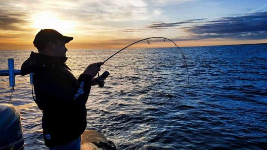 En pêche verticale il est préférable de dériver dans le sens du courant