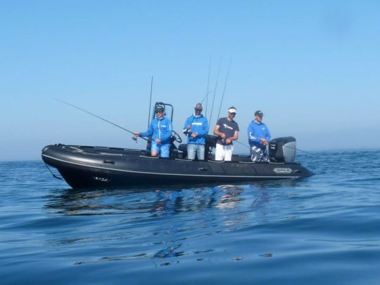 Pêcher à plusieurs vous permet de profiter des conseils des autres.