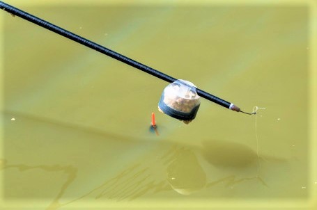 Amorçage à la mini coupelle