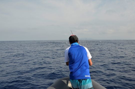 Mieux pêcher les chasses avec un semi-rigide