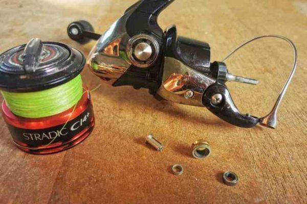 Come si sostituisce rapidamente il cuscinetto a rulli di un mulinello?