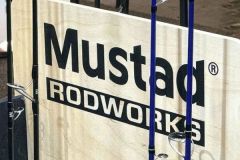 Mustad sta ampliando la sua gamma con un catalogo di 168 pagine, che include le canne Mustad Rodworks