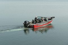 Lund 2175 Pro-V, una barca da pesca di alta gamma per pescatori facoltosi Lund offre molti vantaggi, ma aspettatevi di dover staccare un grosso assegno