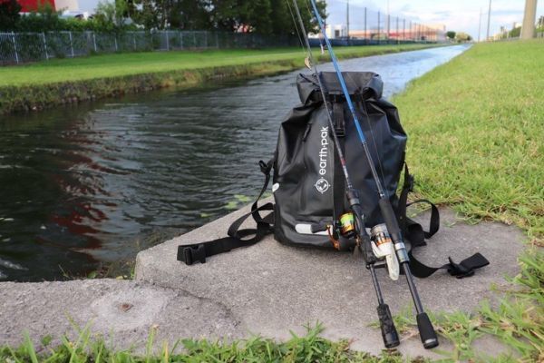 La combinazione perfetta per la pesca di piccoli pesci nei canali di Miami