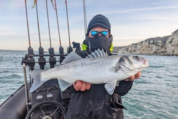 Pesca alla spigola in autunno
