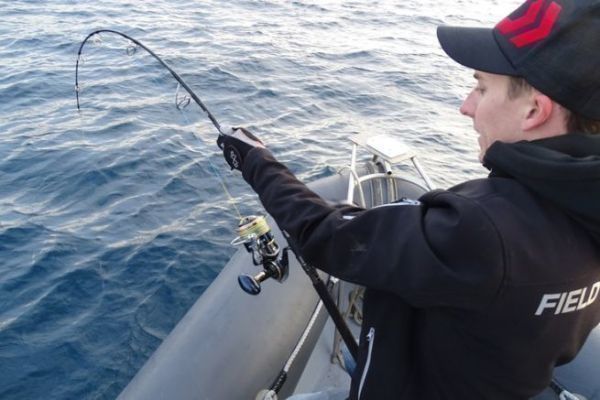 Ottenere la licenza di pesca d'altura per pescare pi� lontano e catturare pesci pi� grandi