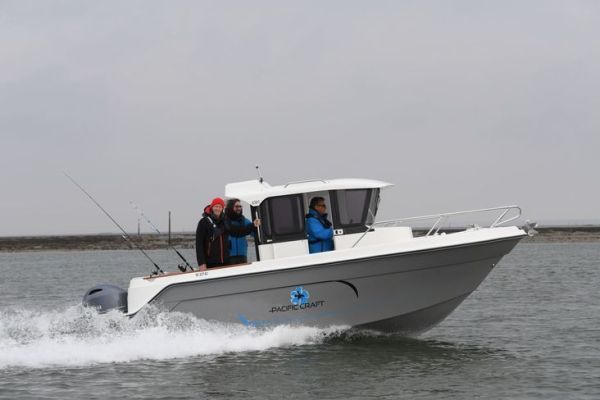 Pacific Craft 650 T in navigazione: come si comporta lo Yamaha da 100 ch