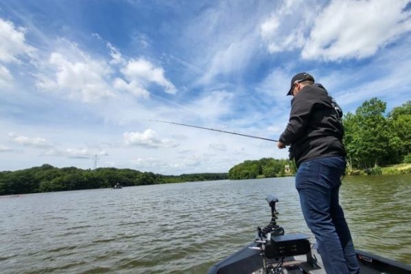Pesca con motore elettrico