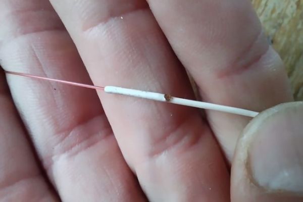 Collegamento della linea al leader