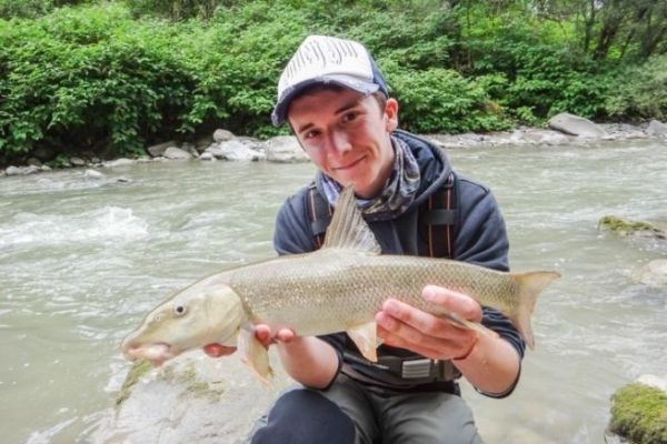 Pesca al barbo con esca