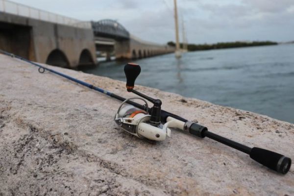 Il Rockfishing vi permette di pescare senza dover trasportare un carico!